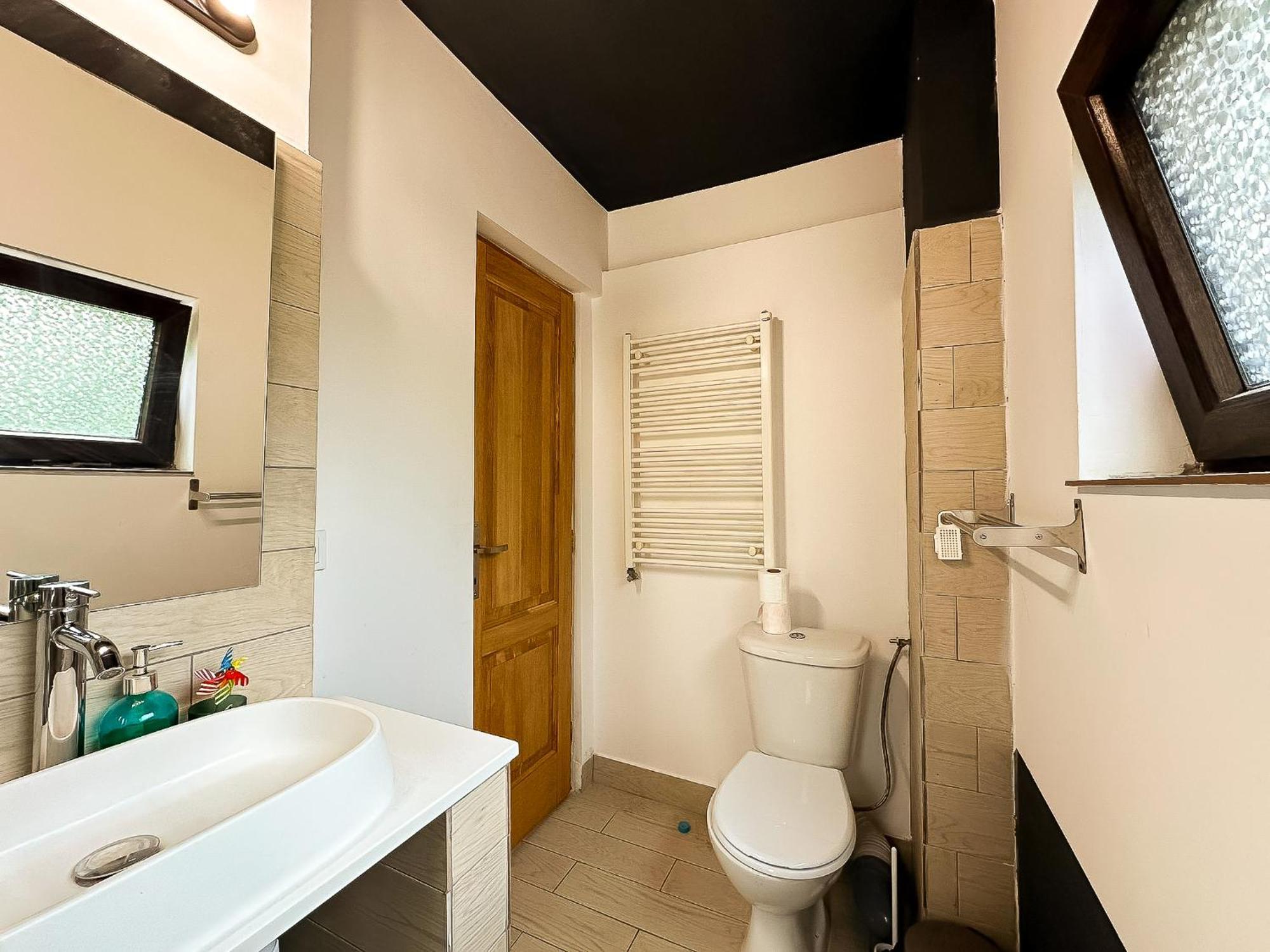 The Bridge - Central Studio With Free Parking Craiova Exterior photo